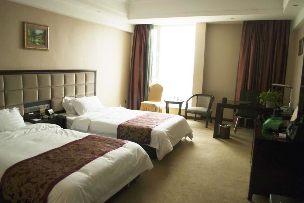 Weishi International Hotel Qingzhou Exterior photo